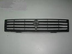 Решітка радіатора Газель (пластмасова, чорна) старий зразок