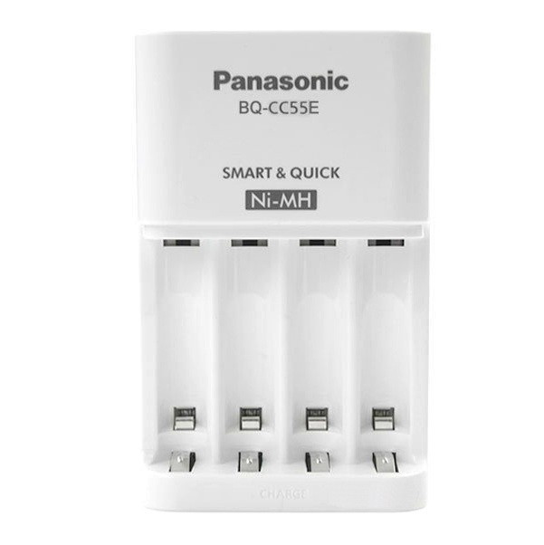 Зарядний пристрій для акумуляторів PANASONIC Smart-Quick charger (BQ-CC55E)