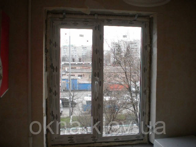 Двостулкове пластикове вікно Rehau Euro 60 Київ з однокамерним склопакетом