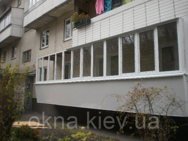 Балкон под ключ в Киеве. Балконы в кредит Киев недорого. Балконы цена Киев. - фото 1 - id-p81691755