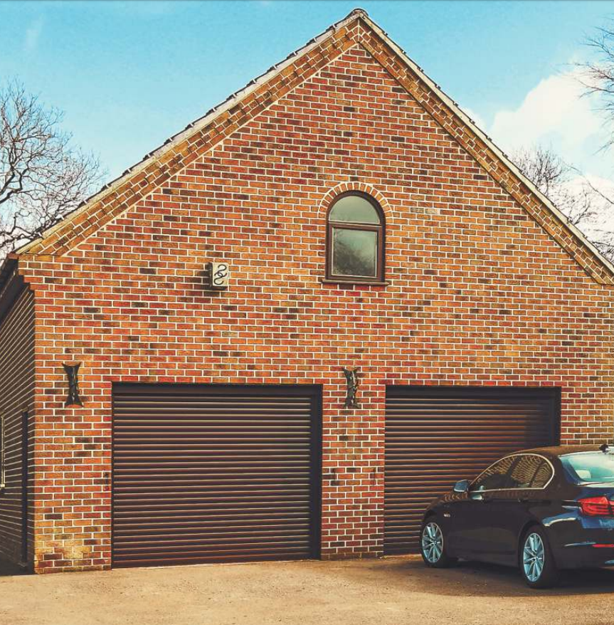 Ролетні ворота Алютех, 2750х2500, профіль AG/77 з вбудованим монтажем