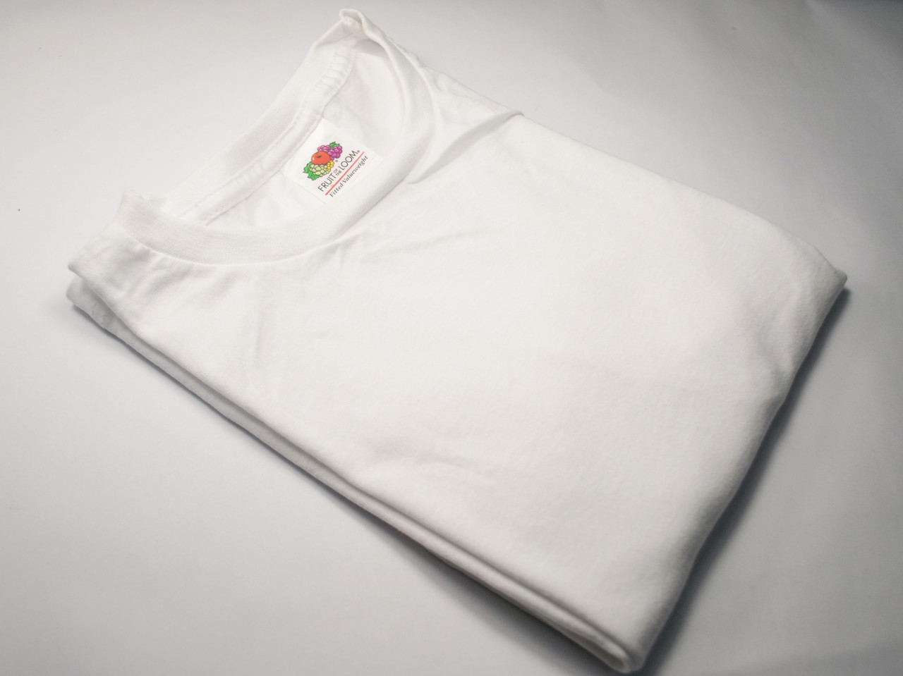 Приталені чоловіча футболка Біла розмір XXL 61-200-30