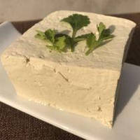 Тофу соєвий сир зі шматочками зеленої паприки, 1 кг