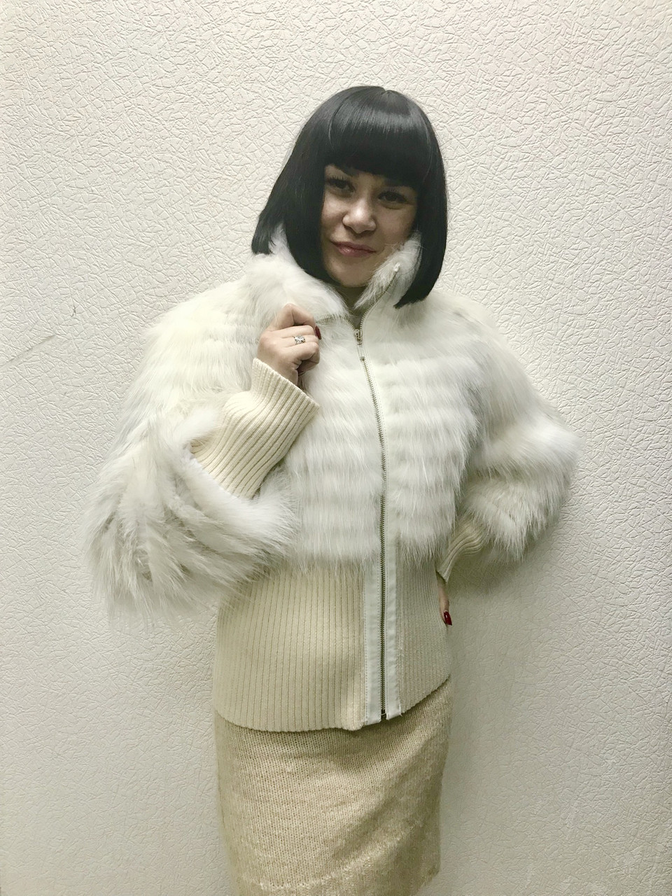 Куртка хутряна жіноча з піску на шовкі біла на блискавці., фото 1