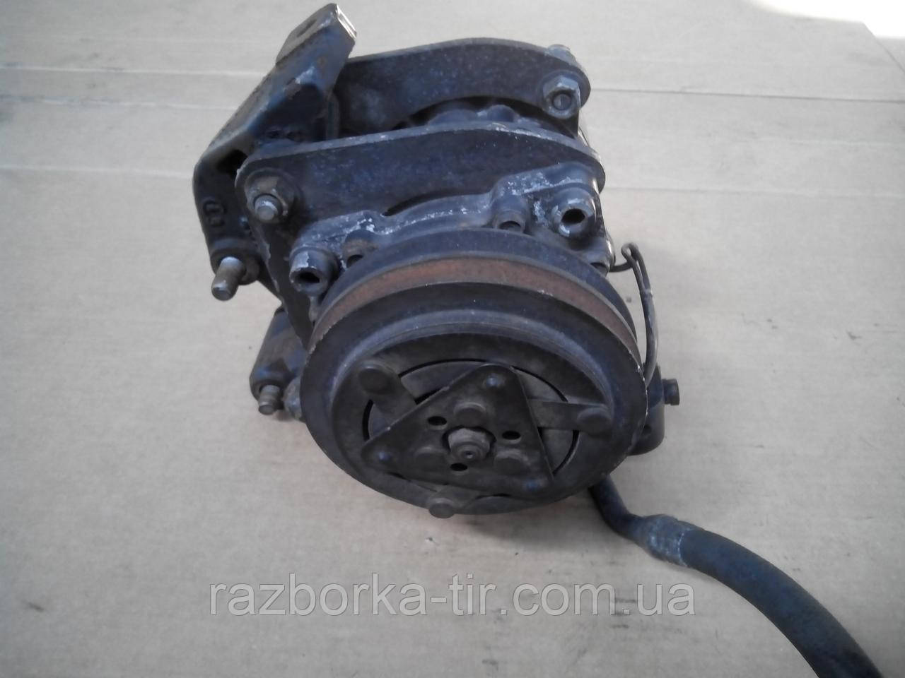 Компресор кондиціонера б/у Renault Magnum euro3-5 8200819568