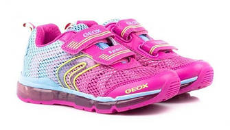 Кросівки дитячі