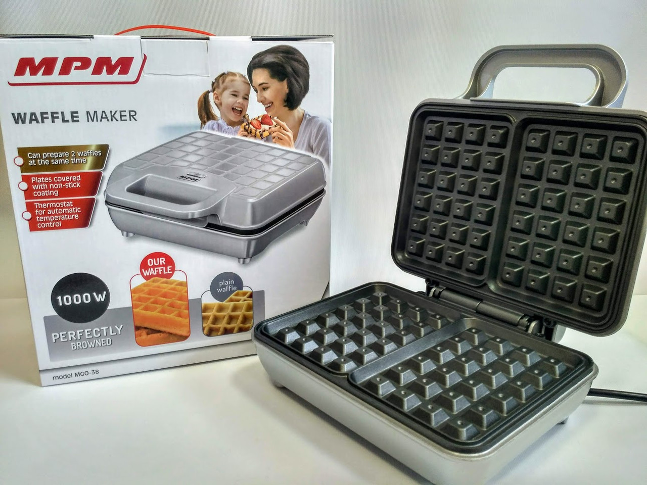 Вафельниця MPM MGO-38 1000 Вт