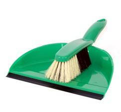 Щітки для прибирання, підмітання та миття