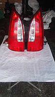 Фонарь задний правый Mazda Premacy 1999 2000 2001 2002 CB0151150A стоп