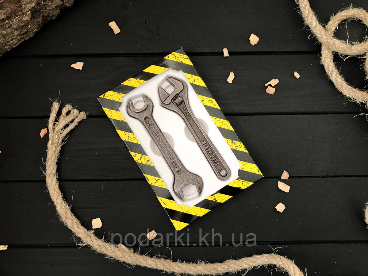 Шоколадні інструменти Ключі для тата