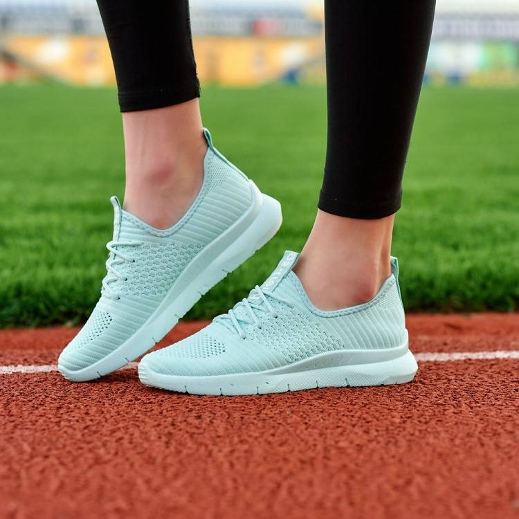 

Кроссовки женские текстильные ментол 37 розмір - 23 см, Зелёный