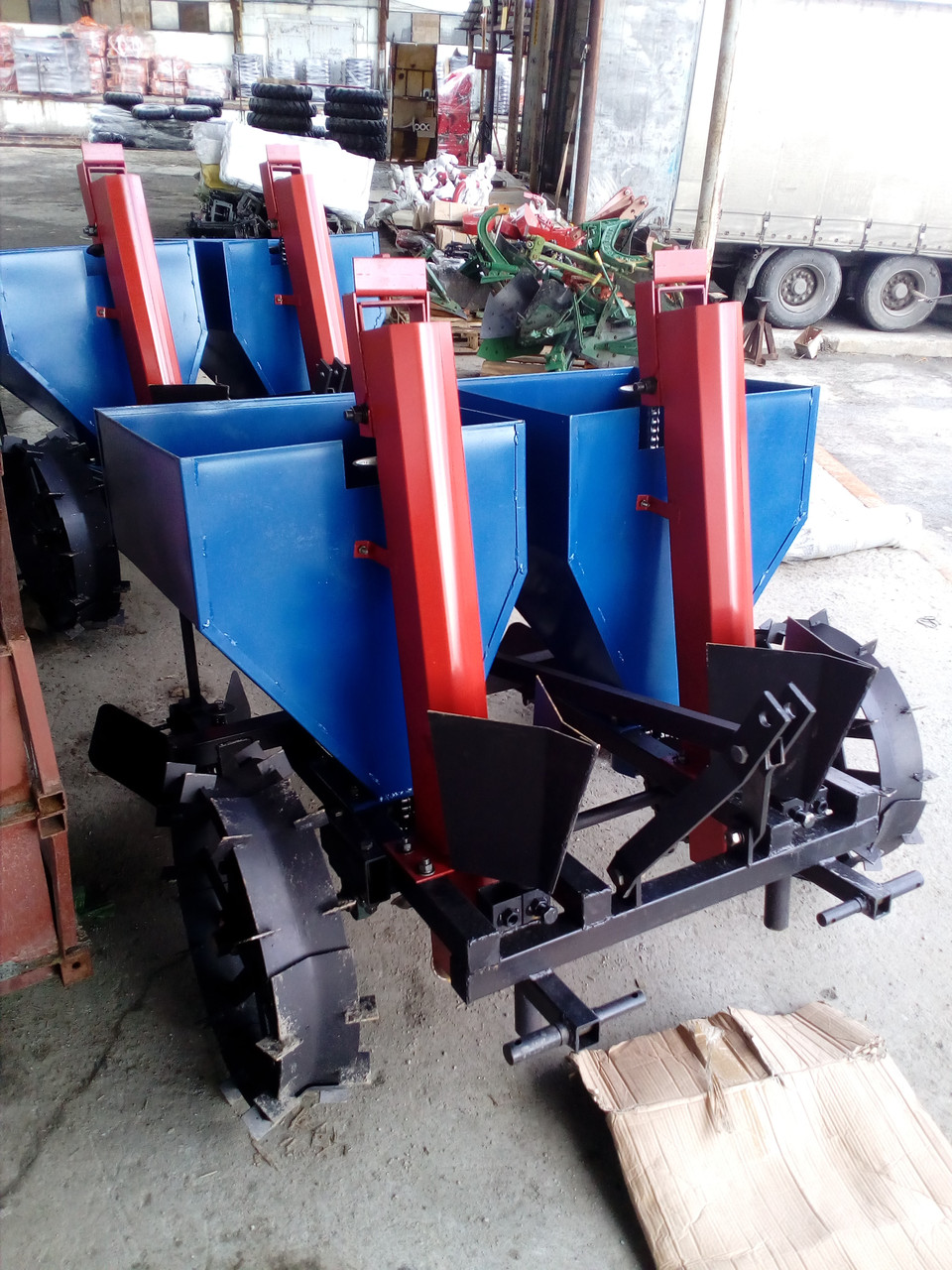 Картоплесаржалка "ДТЗ" КС-2М (дворядна)