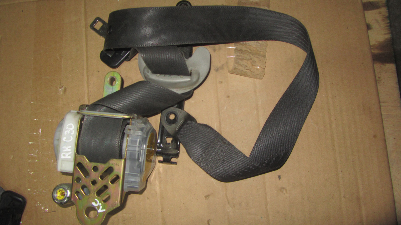 Ремінь безпеки передній правий Toyota Camry 30 7321033340C0