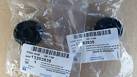 Заглушка гайки штока переднього амортизатора GM 13282835 OPEL Astra-J Insignia Mokka & CHEVROLET Cruze Malibu