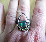 Оригінальний персень із зеленим оніксом і хромдіопсидами, розмір 17.6, фото 2