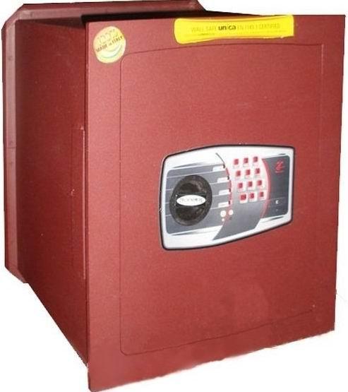 Вбудований Сейф TECHNOMAX UT/7L 480(в)х420(ш)х360(гл)  (вбудовується в стіну сейф, сейф-тайник)