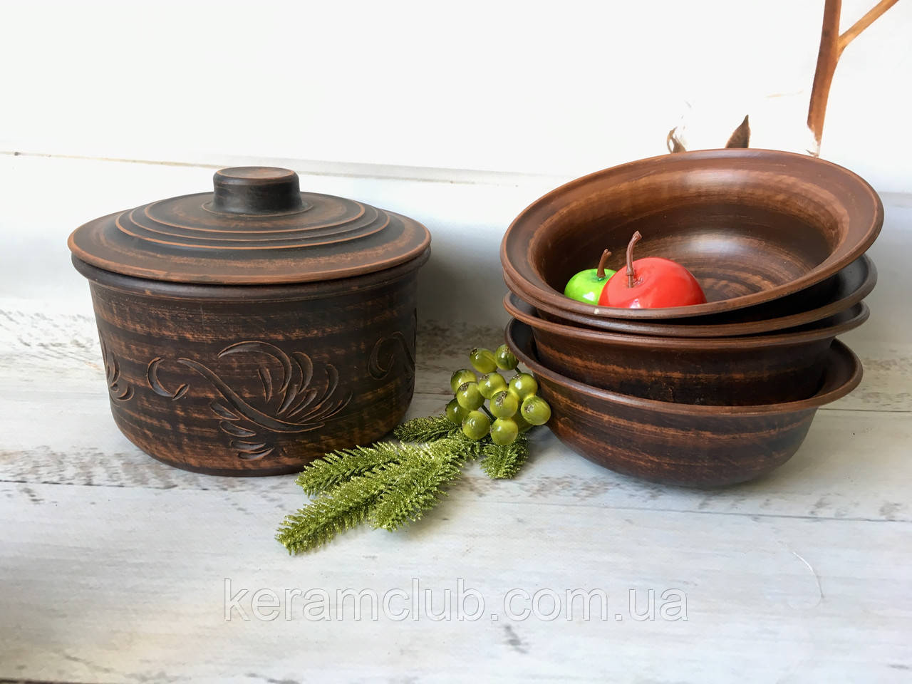 Набір з червоної глини Керамклуб каструля 1,7 л і 4 миски 600 мл
