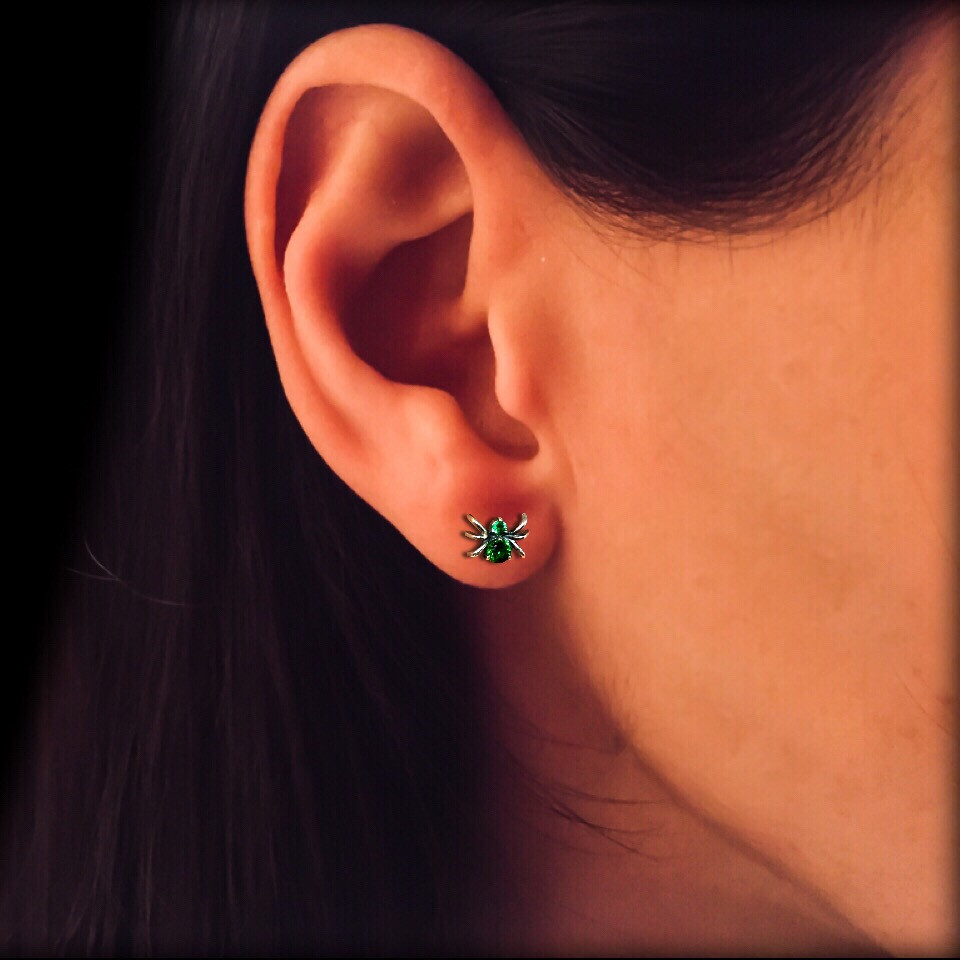 Срібні сережки-пуссети з камінням Павучки