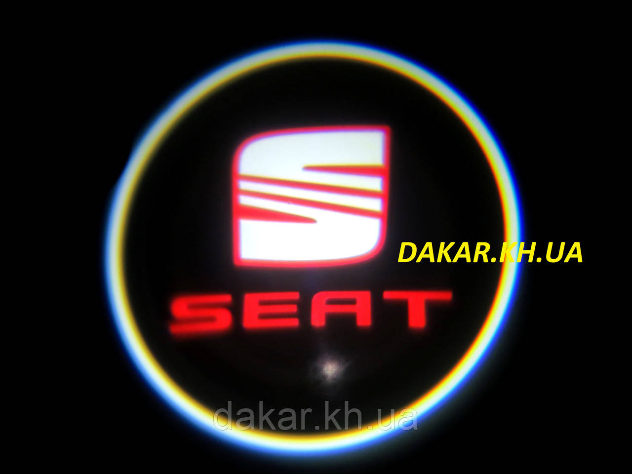 Проєктор логотипу Seat в автомобільні двері Сеат