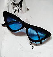 Треугольные очки солнцезащитные кошачий глаз Чёрный+голубой