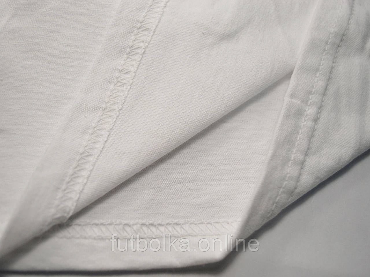 Женская футболка с V-образным вырезом 61-398-0 Белый, L - фото 4 - id-p898210862
