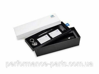 Подарунковий набір Volkswagen Standard Plus 000087700L