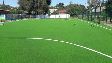 Арциз, Одеська обл. Поле зі штучної трави