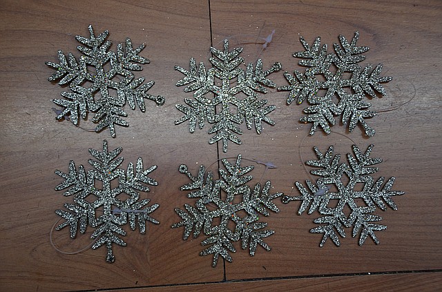 Сніжинки новорічні срібло хіт 0210122