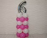 Композиція з повітряних кульок "Стійка з цифрою "6" (біло-рожевий), фото 6