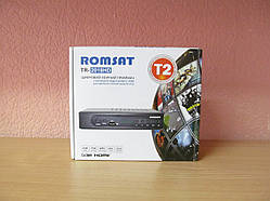 Romsat TR-2018HD цифровий ефірний DVB-T2 ресивер