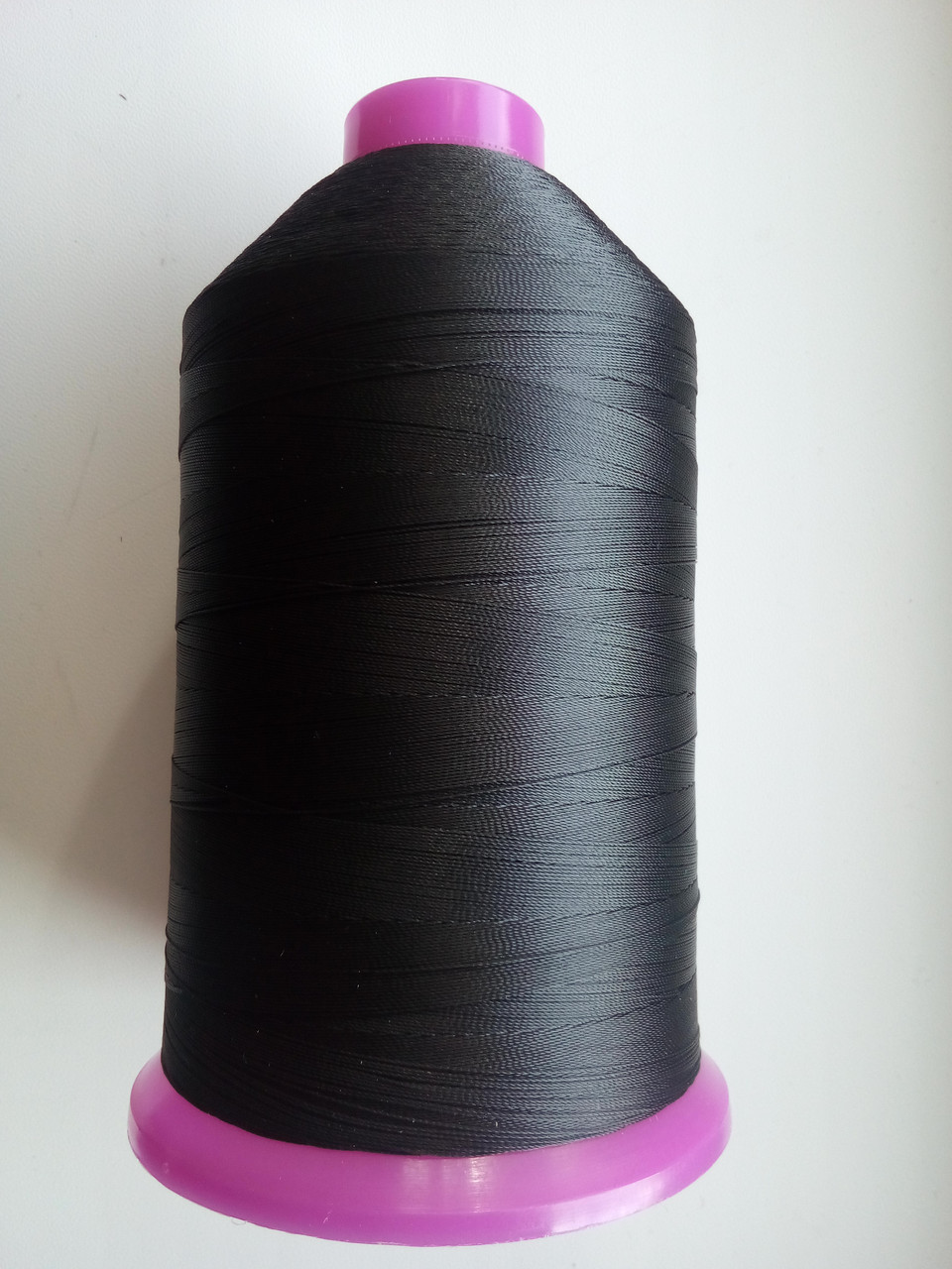 Нитки Gutermann Calora No40.
колір ЧОРНИЙ.
4000 м.
АВТОМОСИЛЬНА НОТИТИ.
ЕКСКЛЮЗИВ