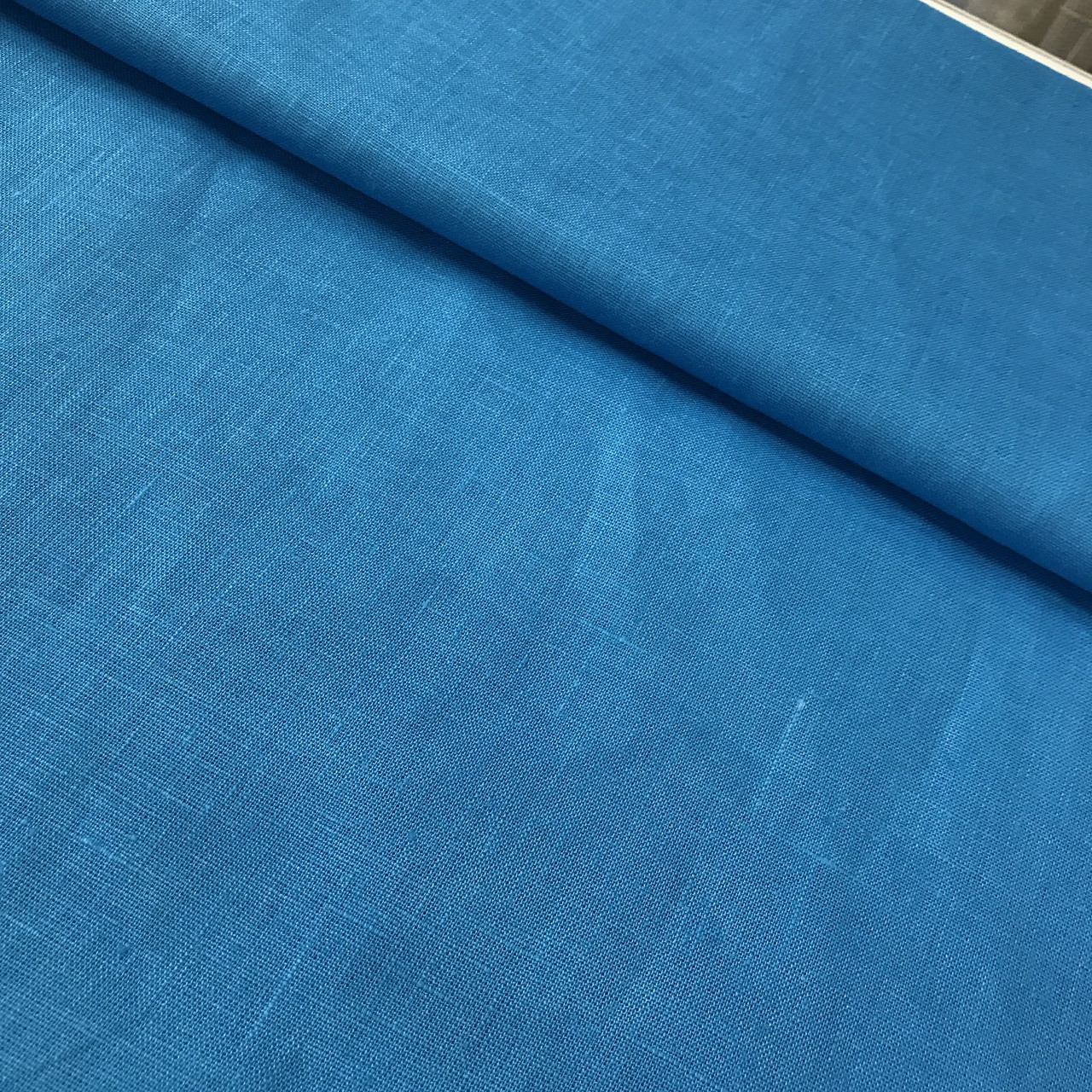 Льон волошкового кольору, яскраво-блакитний, ширина 150 см