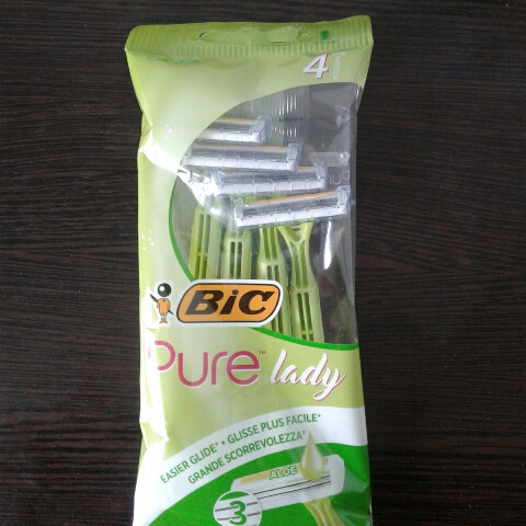 Станок женский одноразовый для бритья (Бик 3 Пюр Леди) Bic Pure 3 Lady 4 шт. оригинал - фото 1 - id-p261949142