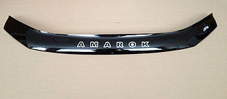 Дефлектор капота для VW Amarok (2010>) (VT-52)