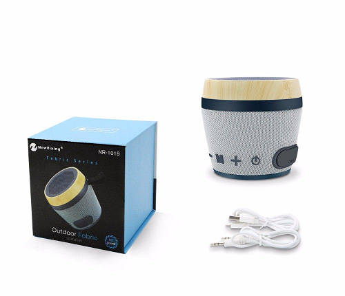 Bluetooth-динамік портативна колонка New Rixing NR-1018 стереосабвуфер MP3-плеєр із мікрофоном AUX, фото 1