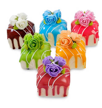 Набір із 6 декоративних десертів, магнітів Солодкі троянди QS-15