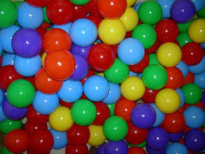 М'ячики кульки для сухого басейну , в намет 50 штук , діаметр 8.2. Україна