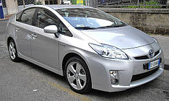 Лобове скло на Toyota Prius з 2009-г.