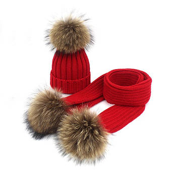 Набір шапка + шарф на хутрі з помпонами червоний