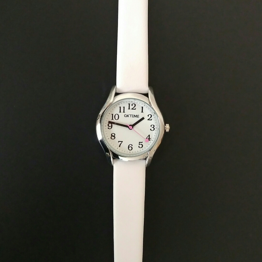 Стильний жіночий наручний годинник OKTIME з білим ремінцем <unk> 35433-1