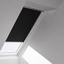 Штора VELUX DKL блекаут затемнююча на направляючих для мансардних вікон штори Велюкс, фото 6