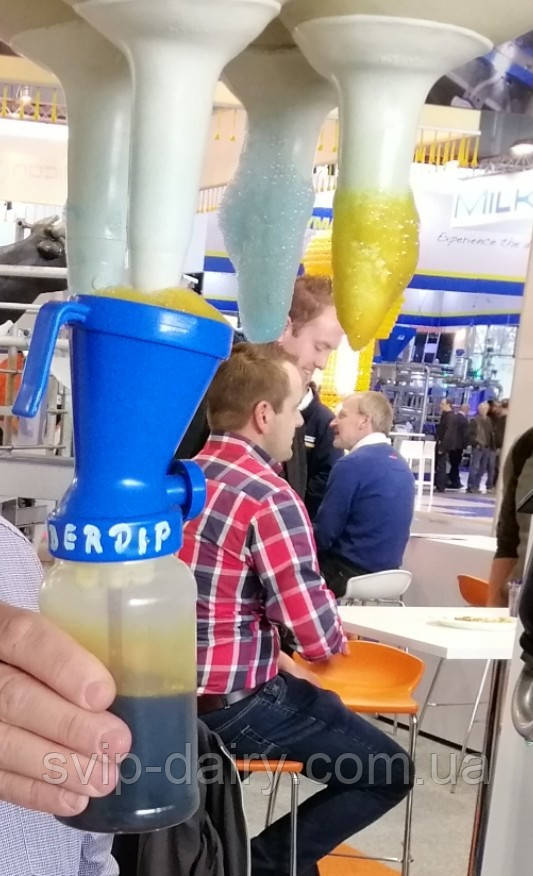 Піноутворювальна склянка для дезінфекції сосків виміни BouMatic Foam Easy Cup