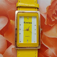 Женские кварцевые часы со стразами (желтый браслет)
