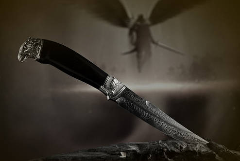 Дизайнерський ніж із мозаїчного дамаску, інкрустований камінням "Сокол", фото 2