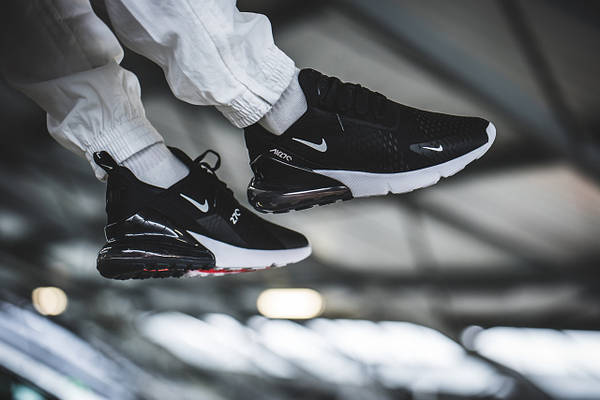 Nike 270 e new arrivals