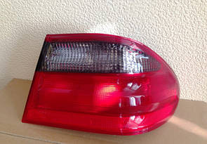 Ліхтар Mercedes E-Class W210 ліхтар Мерседес 210