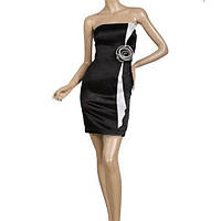 Черное мини платье с цветком на поясе