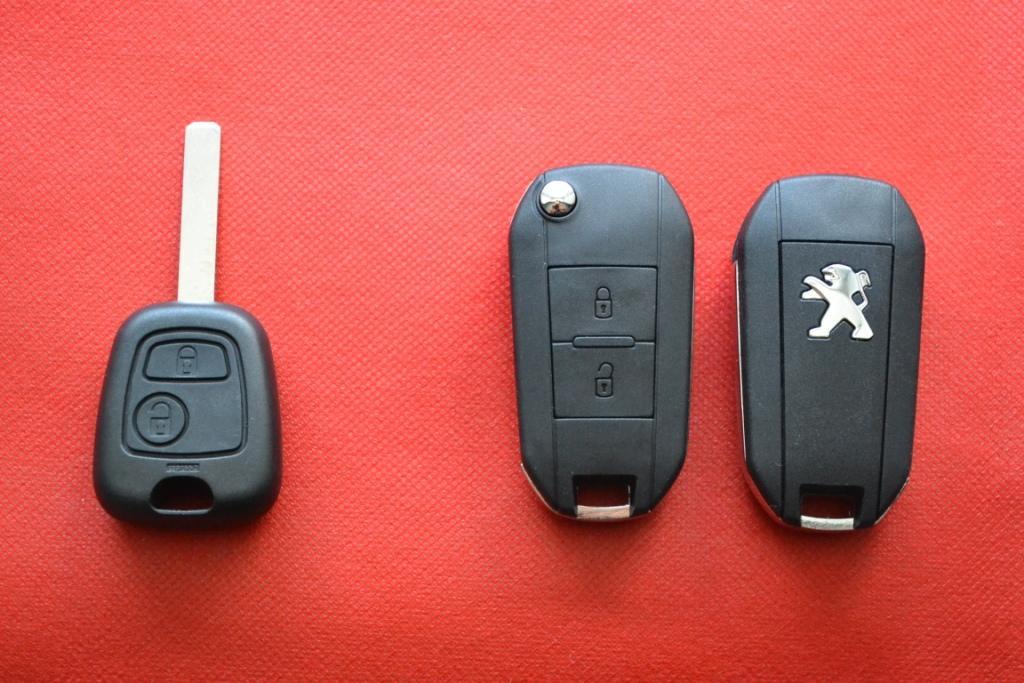 Peugeot 107, 207, 307, 308, 407, 308, 3008 викидний ключ для перероблення New