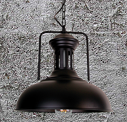 Підвісна люстра лофт 7528880-1 BK чорний (внутрішній колір колби — білий)