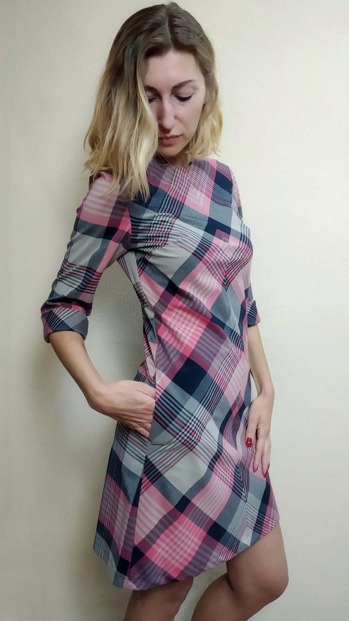 Жіноче плаття-трапеція з кишенями П224